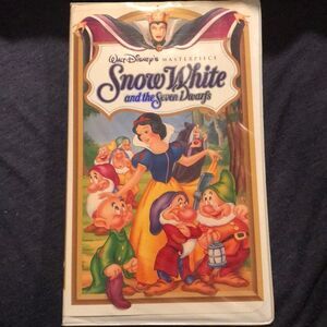 RARE Walt Disney Snow White VHS tape